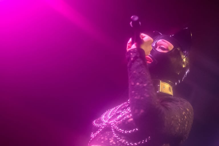 cabaret astral flor sandulli