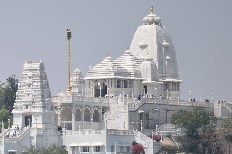 Armoor to Hyderabad cabs