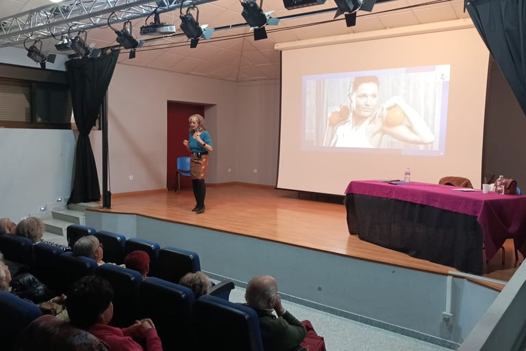 Carmen-Núñez-Cuenca-conferencias-longevidad-plástica