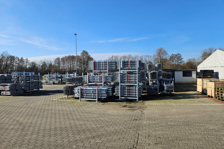 jaunas tērauda sastatnes stalazas - industriāli