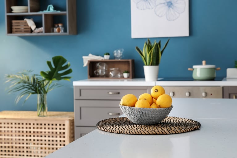a bowl of lemonade and lemonade on a table