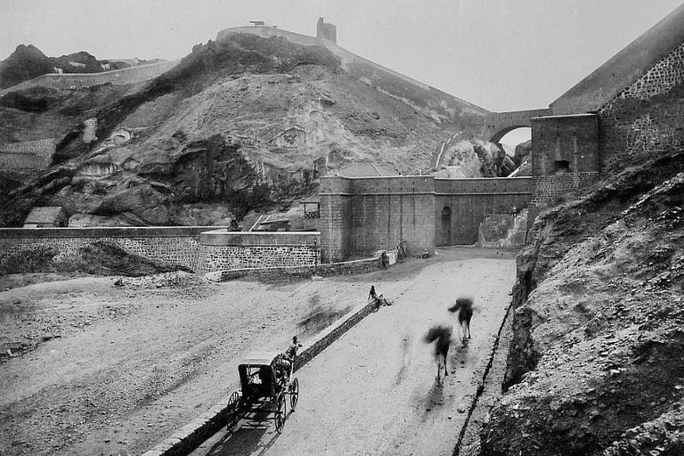 Crater Pass, Aden, South Arabia