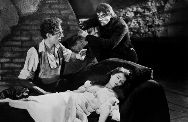 Bela Lugosi and victim