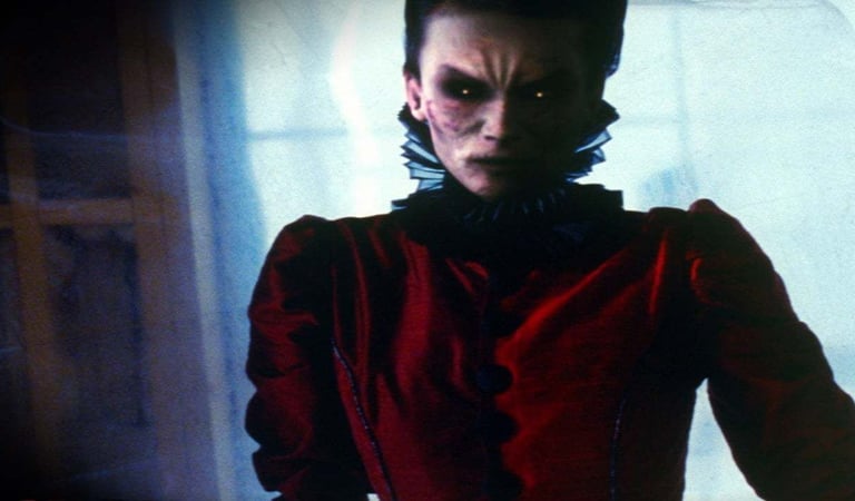 Stay Alive - The Countess