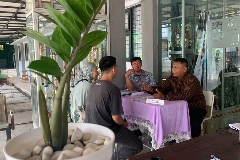 pelayanan informasi  oleh  panitia SPMB 2026