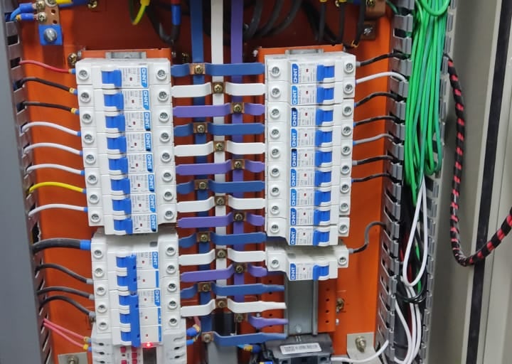 Painel elétrico comercial