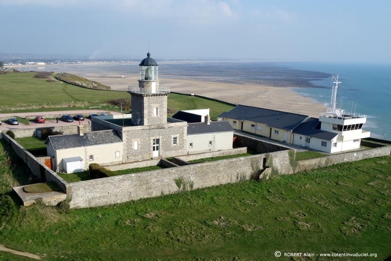 Gîtes de la Cour d'Etienville - Phare de Carteret