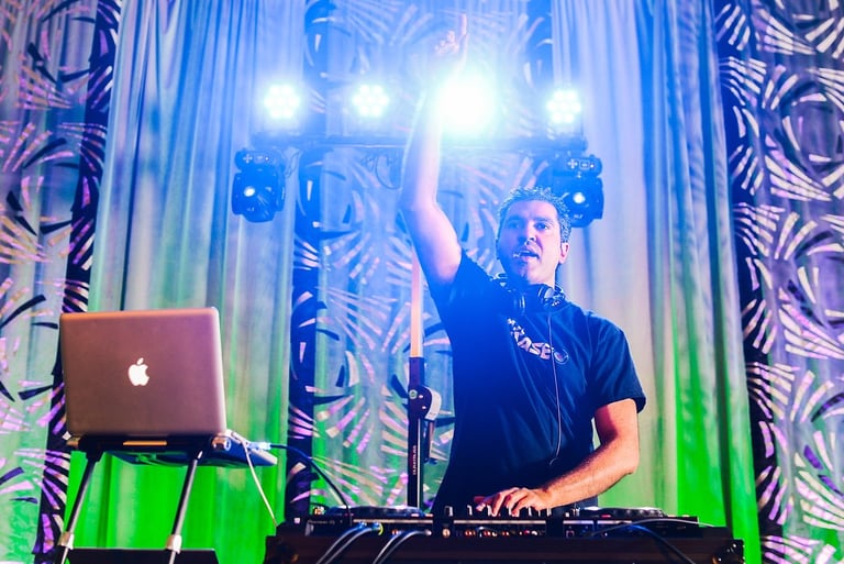 Bellevue DJ for Private Parties & Corporate Events