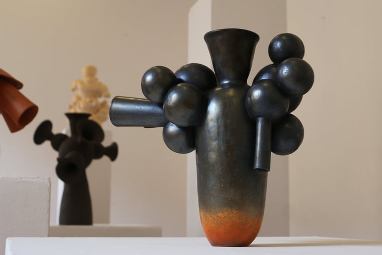 Irene de Vilder, Ceramic vessel.