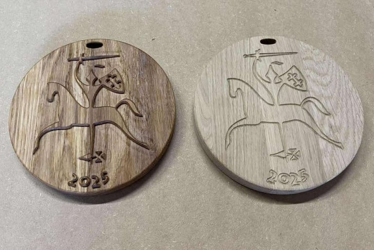 medaliu is medzio cnc frezavimas