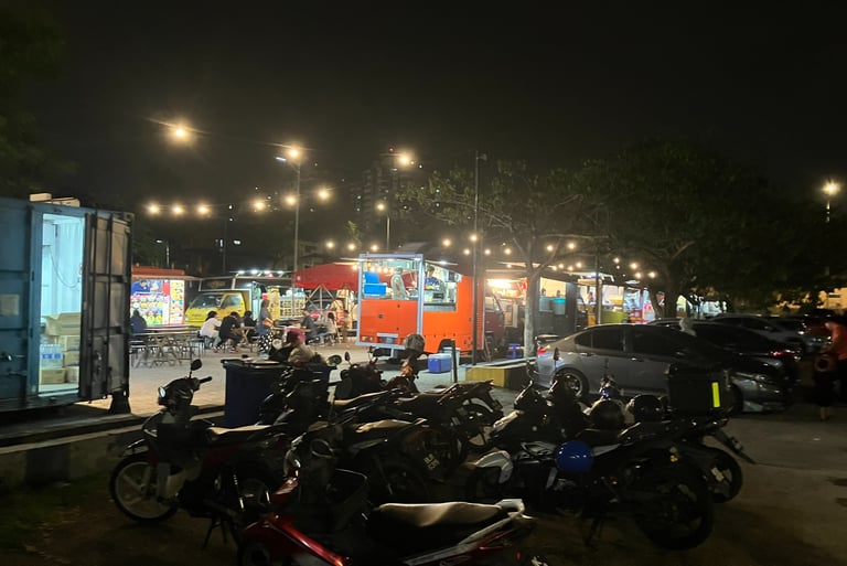 Street Food in Shah, Alam Malaysia 