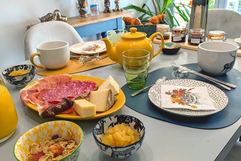 la table du petit déjeuner