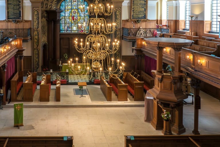 St Alfege - the view from the gallery into the nave