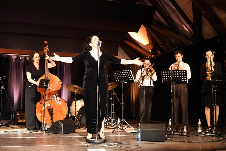 c MaBaker Swingdicate