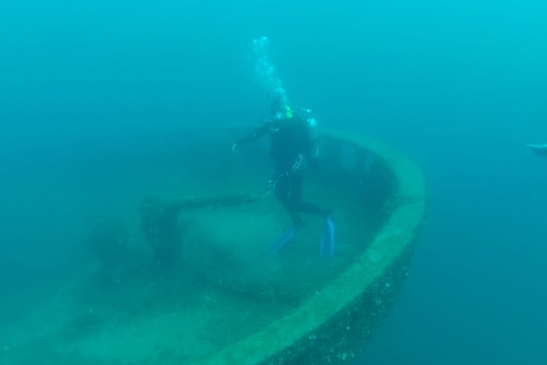 scuba dive lake huron shipwreck