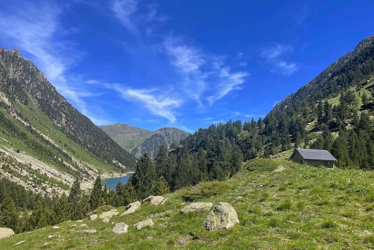 View of Lac de Gaube from the Cabane Pinet