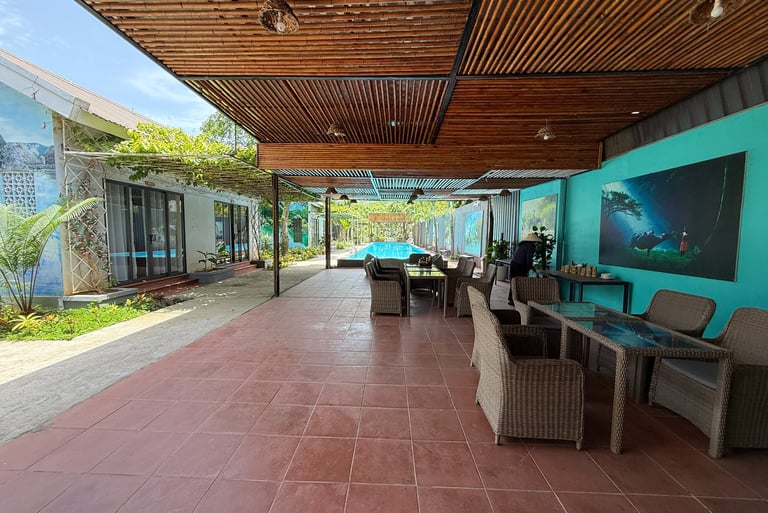 commander lodge, oxalis adventures accommodation the night before you set off for Hang Son Doong