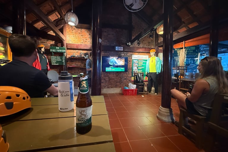 oxalis adventure head office and briefing before hang son doong