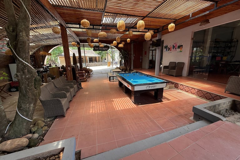 commander lodge, oxalis adventures accommodation the night before you set off for Hang Son Doong
