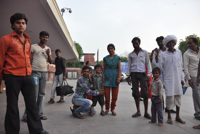 locals at Jodhpur station, Rajasthan, India
