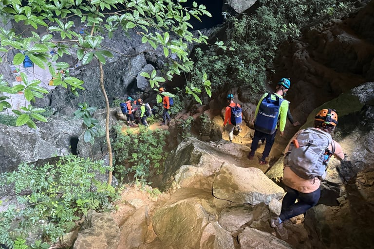 heading down into camp 3 from the Garden Of Edam, Doline 2, Hang Son Doong cave, Vietnam