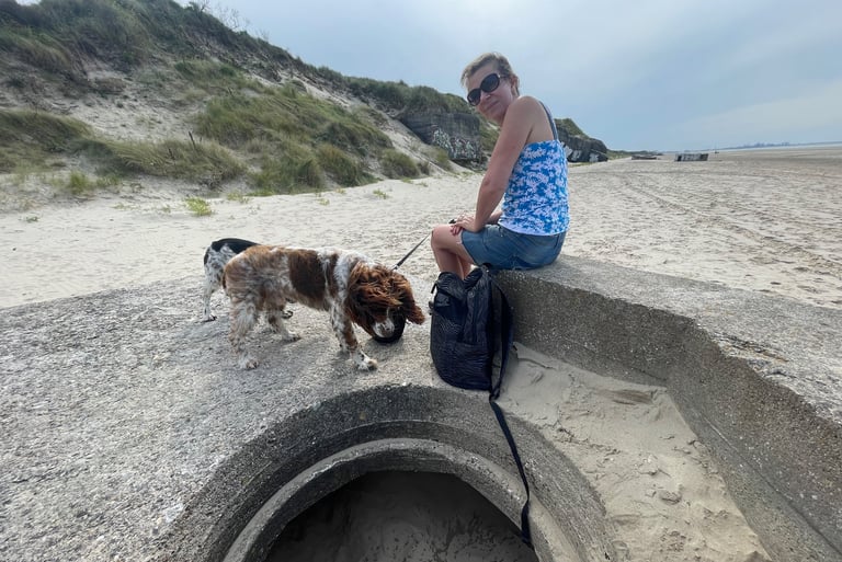 Tracey Billington on the beach at Leffrinckoucke, France