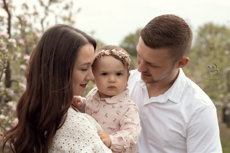 Schöne und effektvolle Familienbilder im Freien und Studio in Jülich