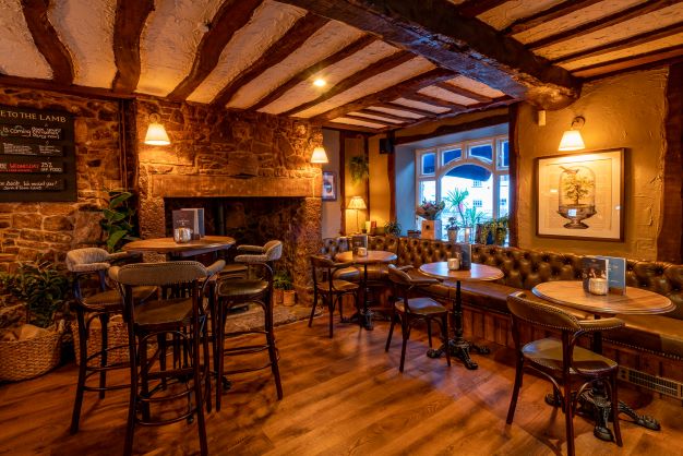 cotswolds, the lamb inn pub