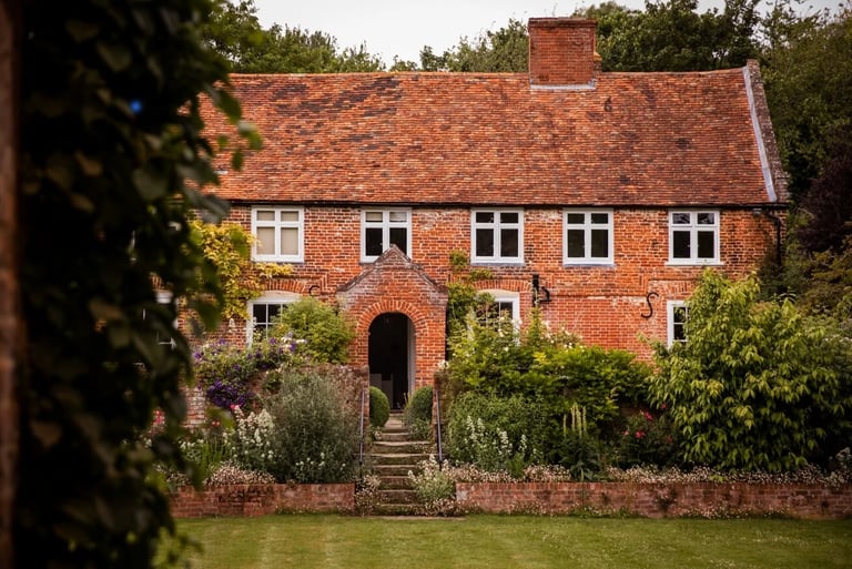 updown farmhouse,garden
