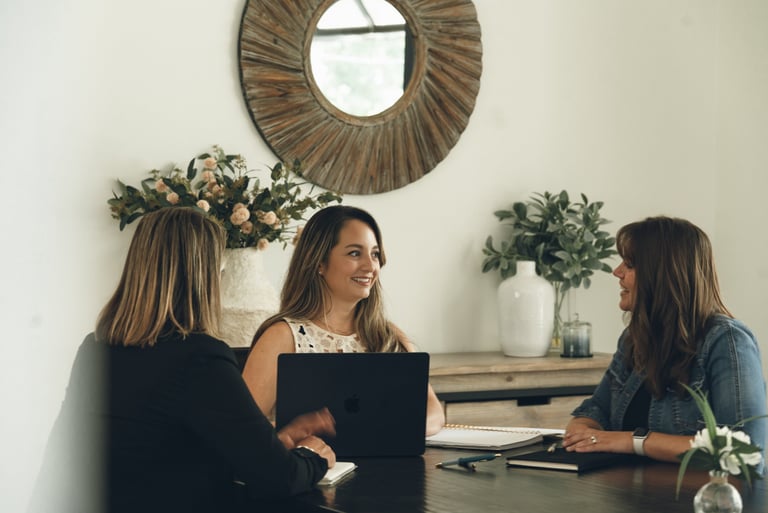 Innovadora Marketing team developing brand identity for clients
