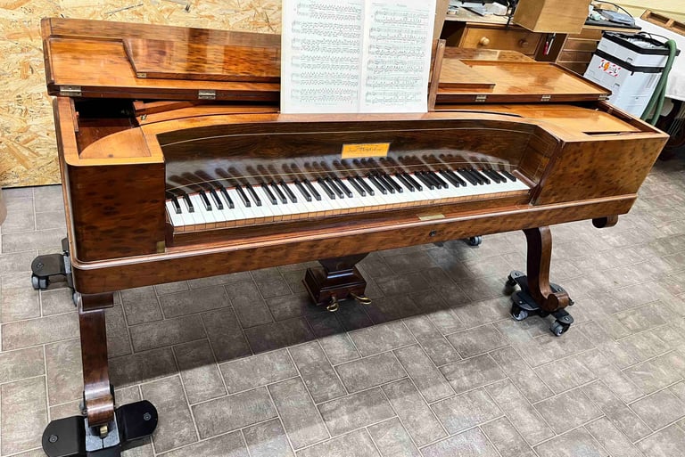 Piano Historique
