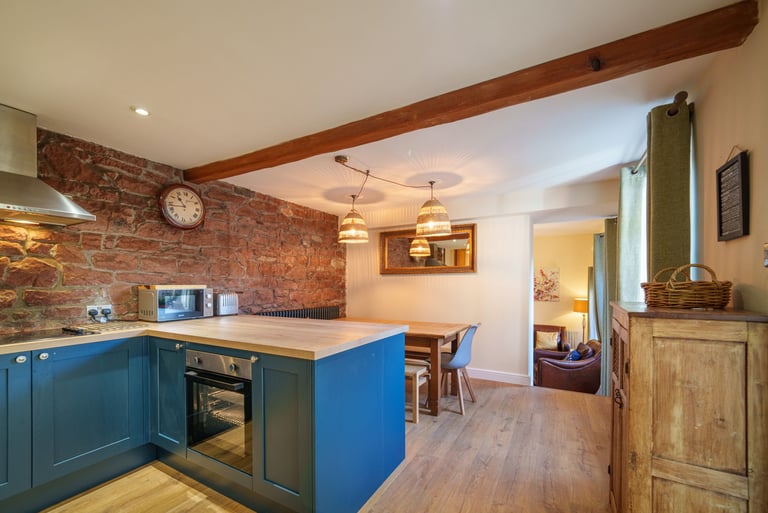 Well equipped catering kitchen holiday cottage Cumbria