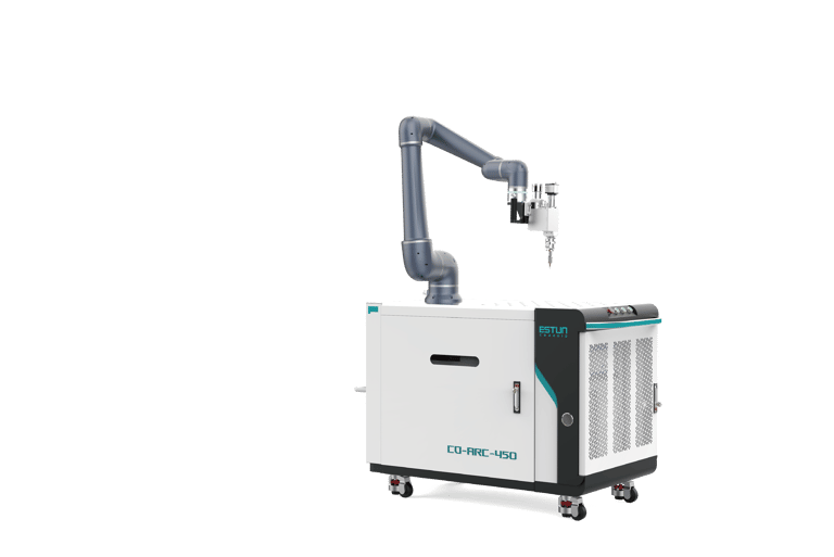 Estación de soldadura por láser Estun modelo RFL-C2000H con robot colaborativo.