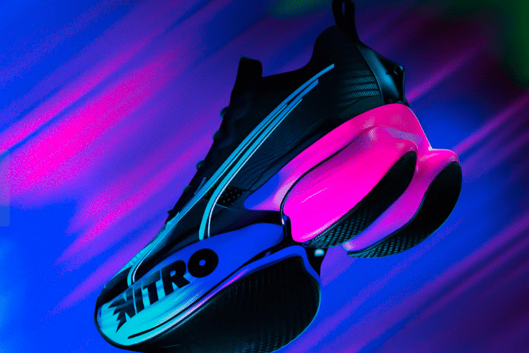 Nitro Fastoid-a pair of shoes with a pink and blue background