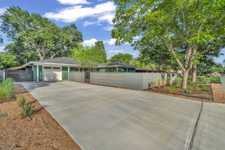 concrete driveway in Gresham, Oregon