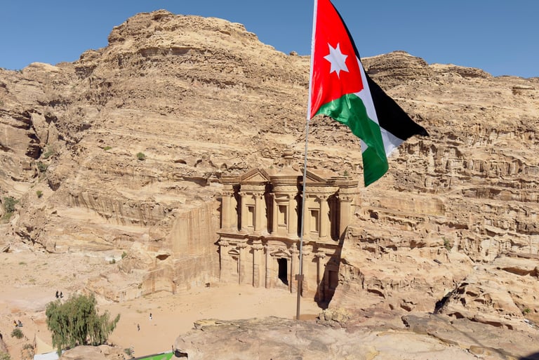 Voyage 6 jours Jordanie – circuit découverte Petra, Wadi Rum et mer Morte