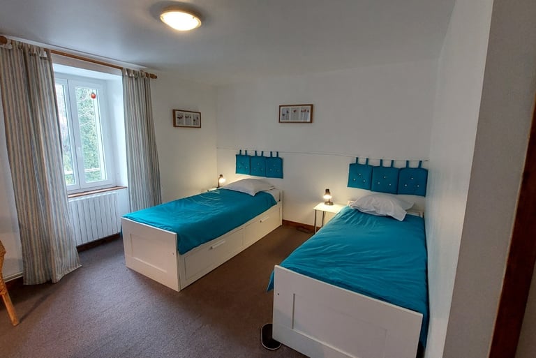 Les Sources bedroom Alagnon