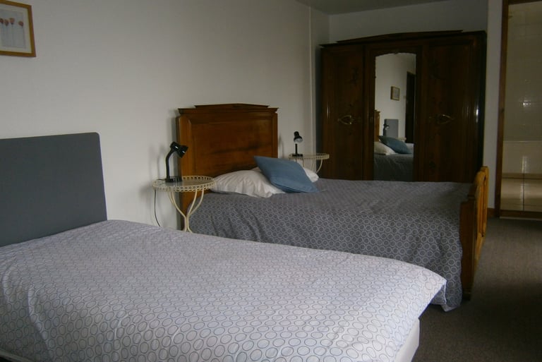 Les Sources bedroom Élancèze