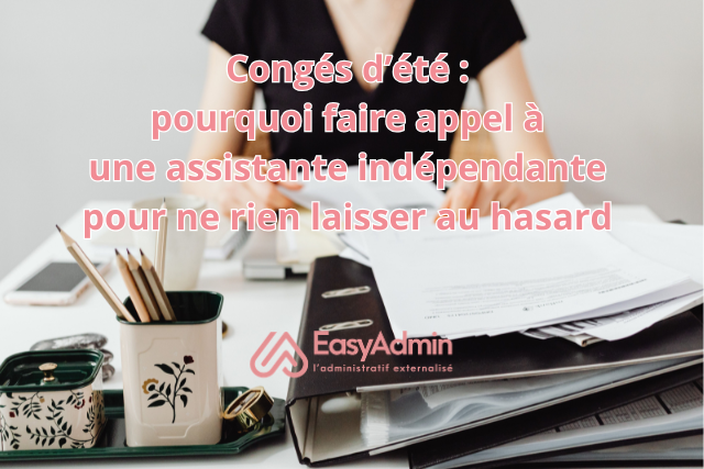 photographie d'une femme qui travaille sur des papiers administratifs