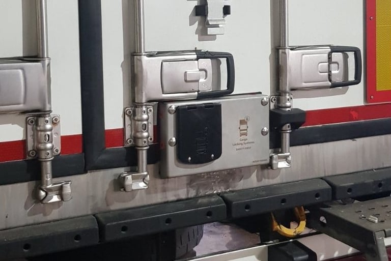 truck trailer lock