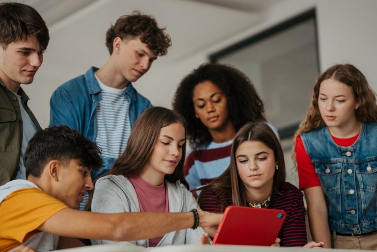 Les algorithmes expliqués aux enfants : comment les réseaux sociaux nous manipulent