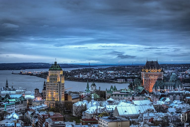 Photo of Quebec old town at sundown