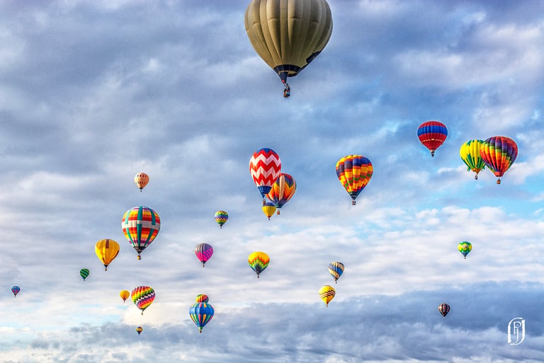 Photo of many hot air balloons in NM