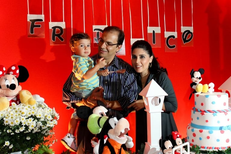 Aniversário de criança, foto afetiva fotógrafo infantil Ricco Gnocchi - Uberlândia MG