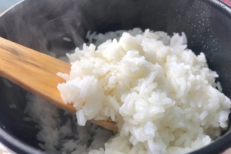 panela de arroz empapado