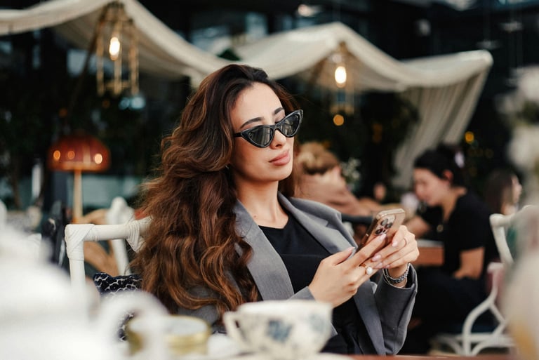 Comparison of 1980s dating vs 2020s dating.”]