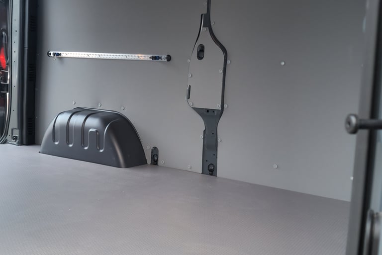 Renault Trafic faneravimas