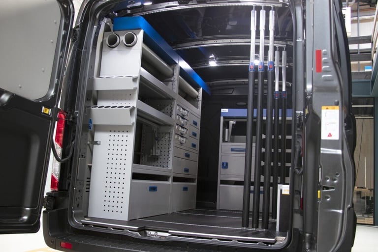 Lentynos mikroautobusams