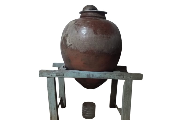 Tinaja o Tinajera comprada en Calamar Bolívar hace 80 años aproximadamente