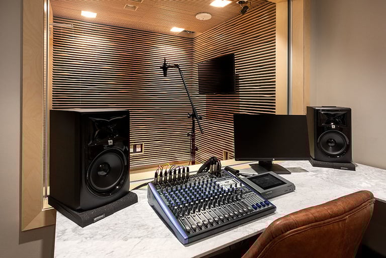 Podcast Studios by MW Audio Visual - Modera Hollywood Studio